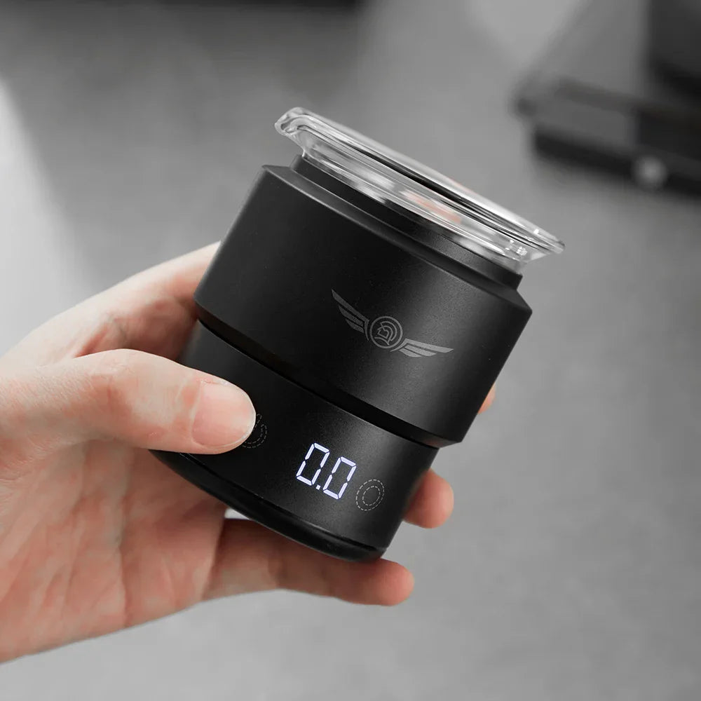 zeroHero Dosing Scale with glass dosing cup, front view