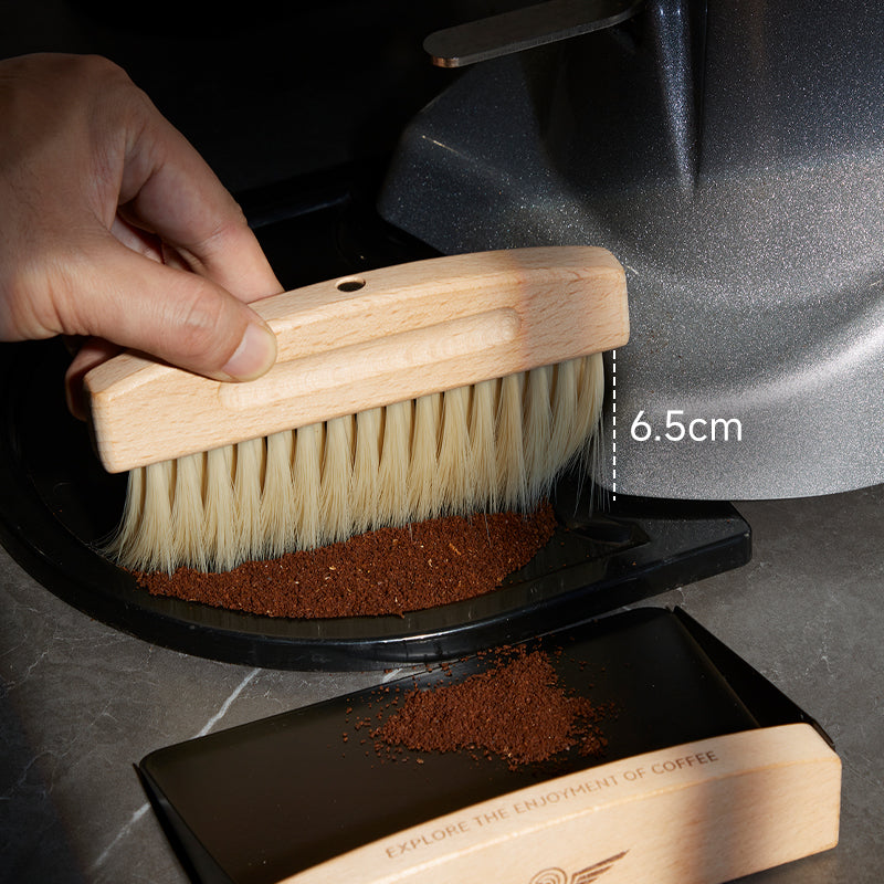 zeroHero Cleaning Brush Set, brush and dustpan joined together